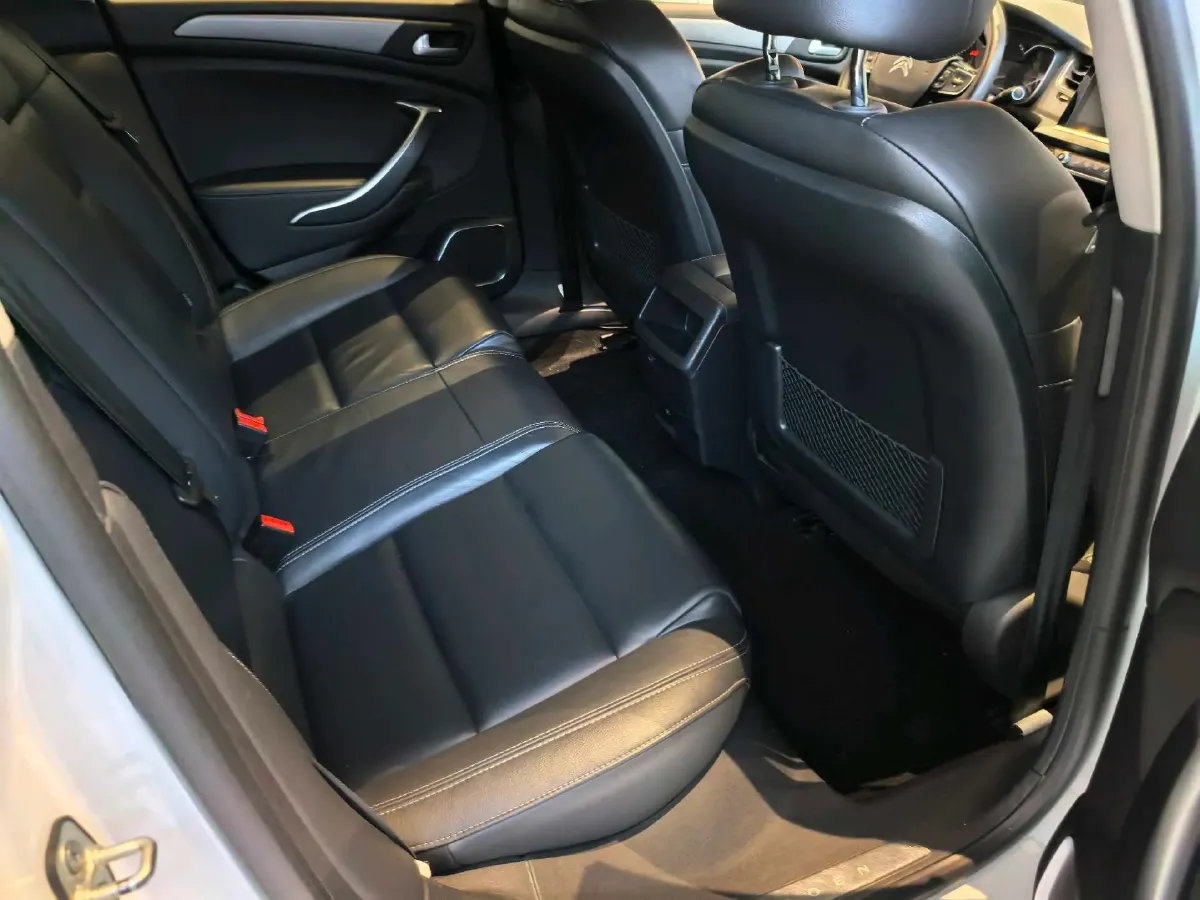 2017 Citroen C5 1.6T 167HP L4 6AT,autocango,china used car exporter,china ev exporter,chinese used car exporter,chinese used ev exporter