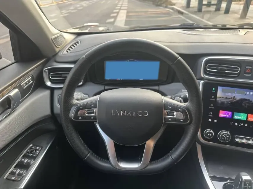 2019 LYNK&CO 01 EM-P 1.5T 180HP L3 7DCT PHEV 9.4KWH,autocango,china used car exporter,china ev exporter,chinese used car exporter,chinese used ev exporter