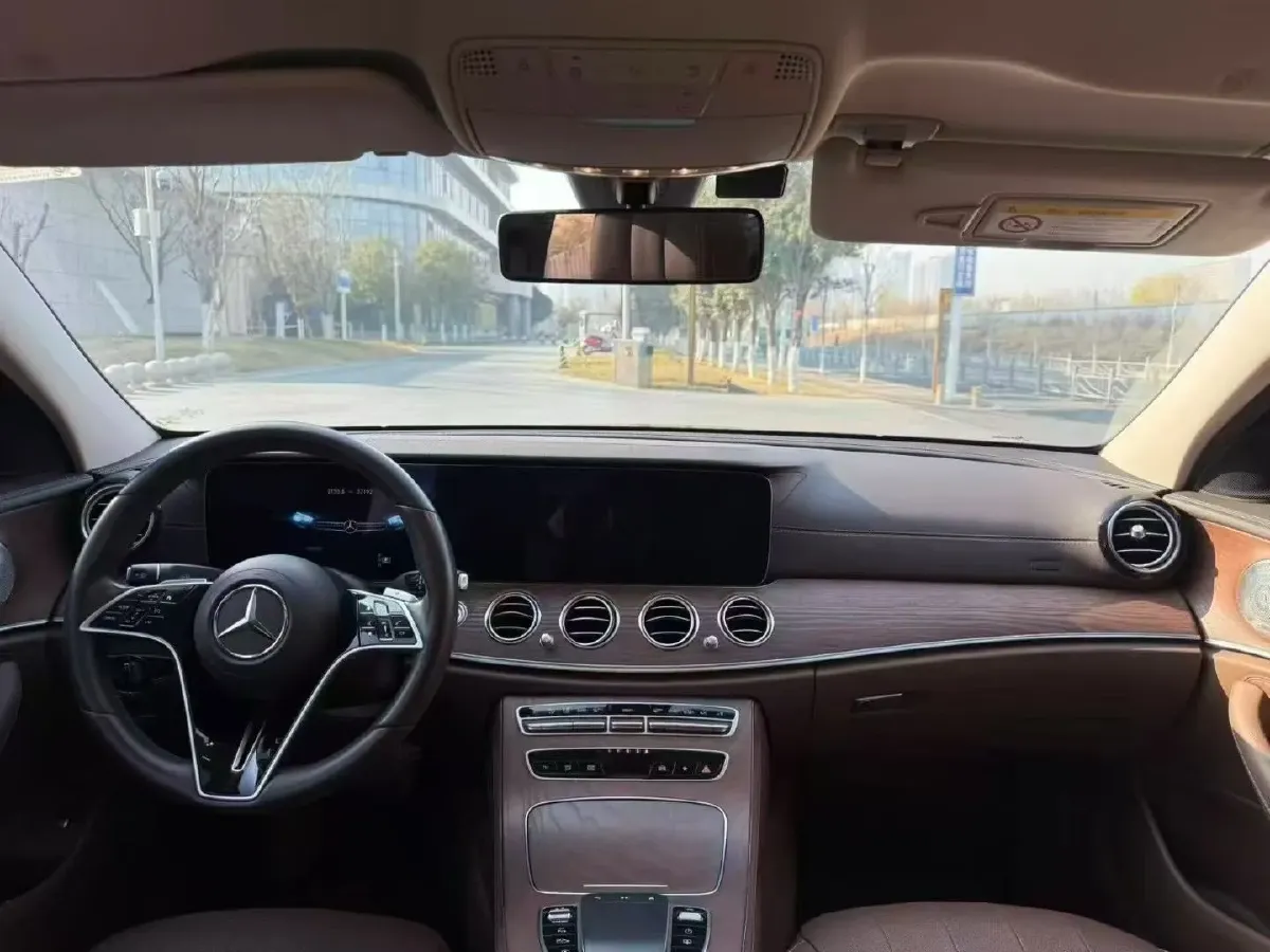 2023 Mercedes-Benz E Class 2.0T 258HP L4 9AT,autocango,china used car exporter,china ev exporter,chinese used car exporter,chinese used ev exporter