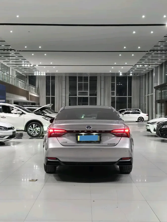 2019 Toyota Avalon 2.5L 178HP L4 E-CVT Hybrid,autocango,china used car exporter,china ev exporter,chinese used car exporter,chinese used ev exporter
