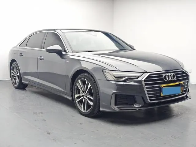 2020 Audi A6L 2.0T 190HP L4 7DCT,autocango,china used car exporter,china ev exporter,chinese used car exporter,chinese used ev exporter