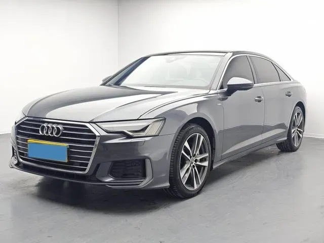 2020 Audi A6L 2.0T 190HP L4 7DCT,autocango,china used car exporter,china ev exporter,chinese used car exporter,chinese used ev exporter