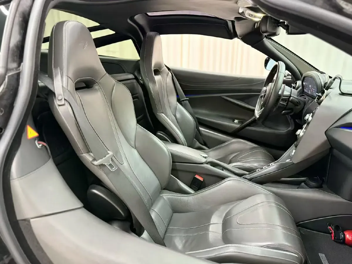 2017 McLaren 720S 4.0T 720HP V8 7DCT,autocango,china used car exporter,china ev exporter,chinese used car exporter,chinese used ev exporter