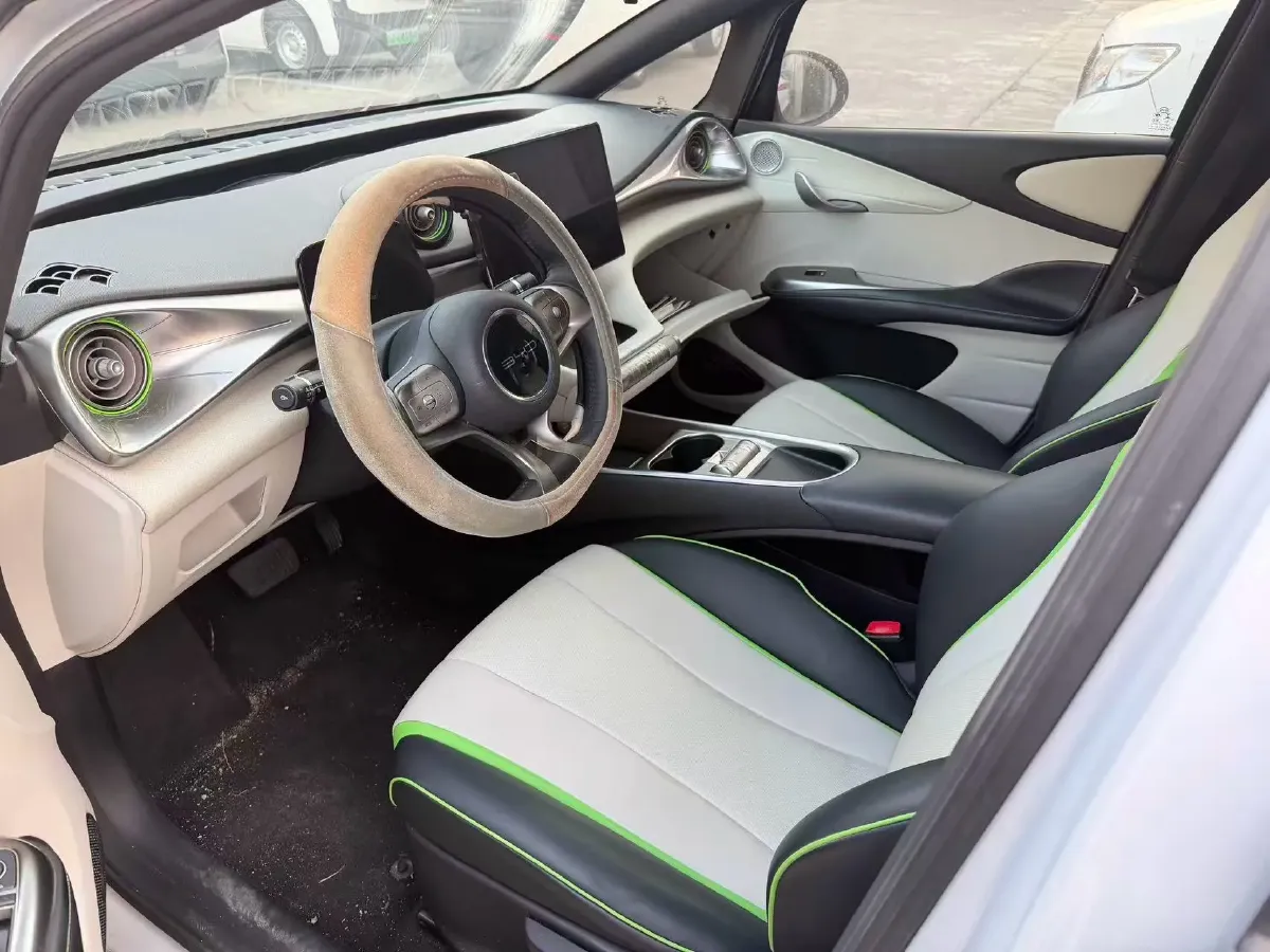 2021 Ford Escort 1.5L 122HP L3 6AT,autocango,china used car exporter,china ev exporter,chinese used car exporter,chinese used ev exporter