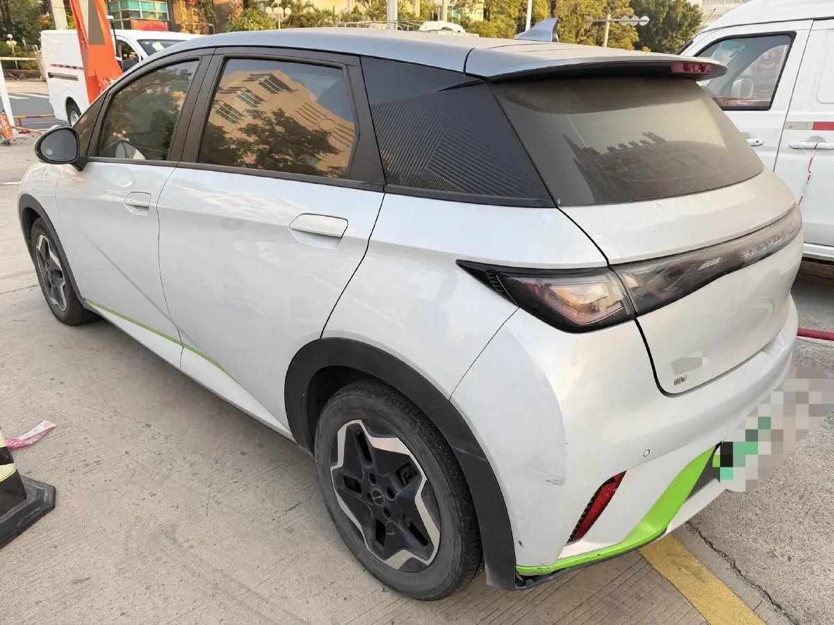 2021 Ford Escort 1.5L 122HP L3 6AT,autocango,china used car exporter,china ev exporter,chinese used car exporter,chinese used ev exporter