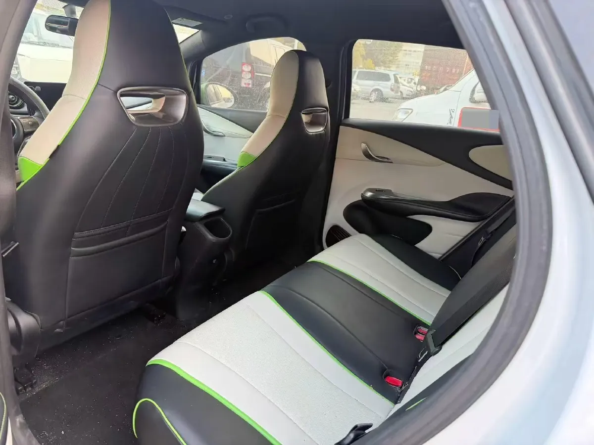 2021 Ford Escort 1.5L 122HP L3 6AT,autocango,china used car exporter,china ev exporter,chinese used car exporter,chinese used ev exporter