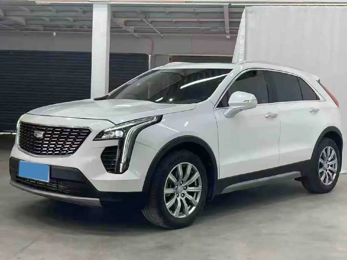 2022 Cadillac XT4 2.0T 237HP L4 9AT