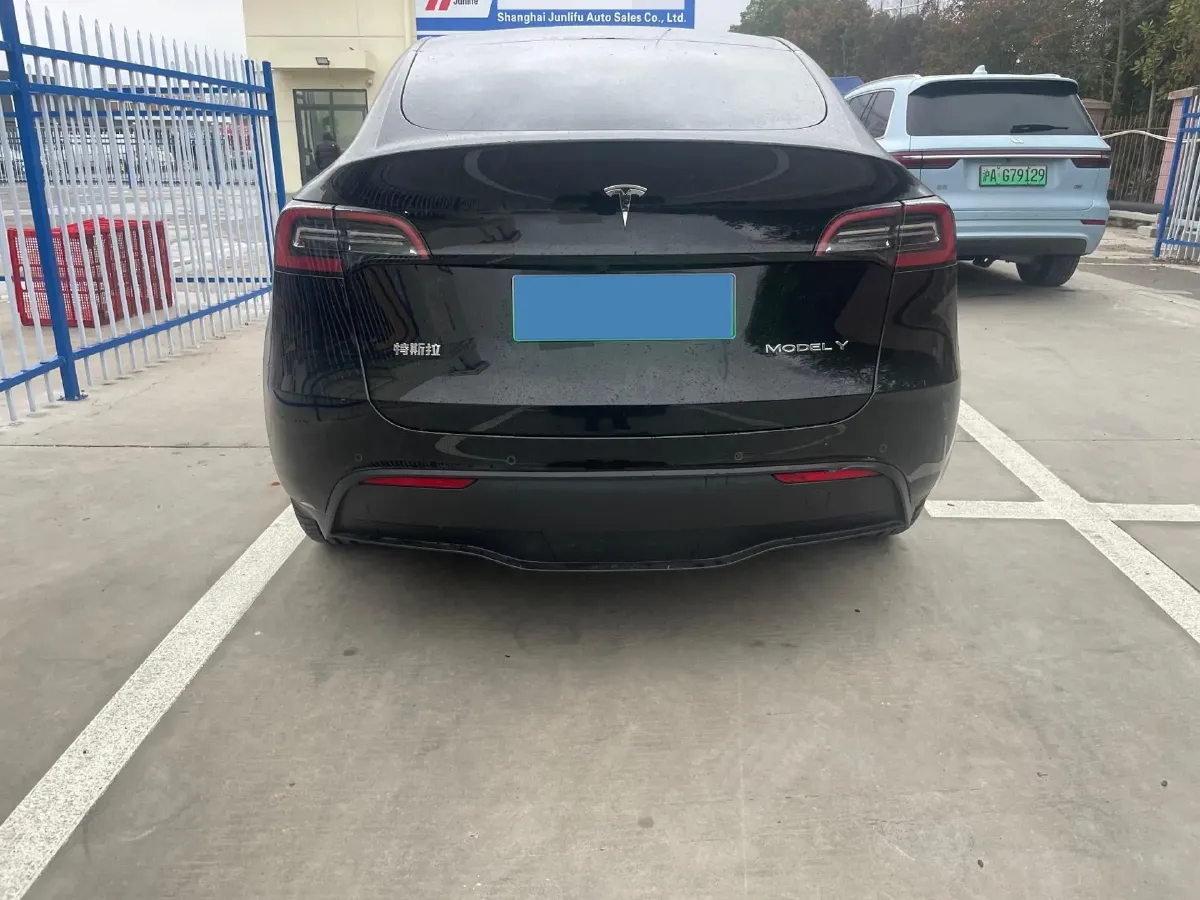 2022 BMW 3 Series 2.0T 184HP L4 8AT,autocango,china used car exporter,china ev exporter,chinese used car exporter,chinese used ev exporter