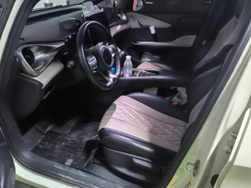 2021 Ford Escort 1.5L 122HP L3 6AT,autocango,china used car exporter,china ev exporter,chinese used car exporter,chinese used ev exporter