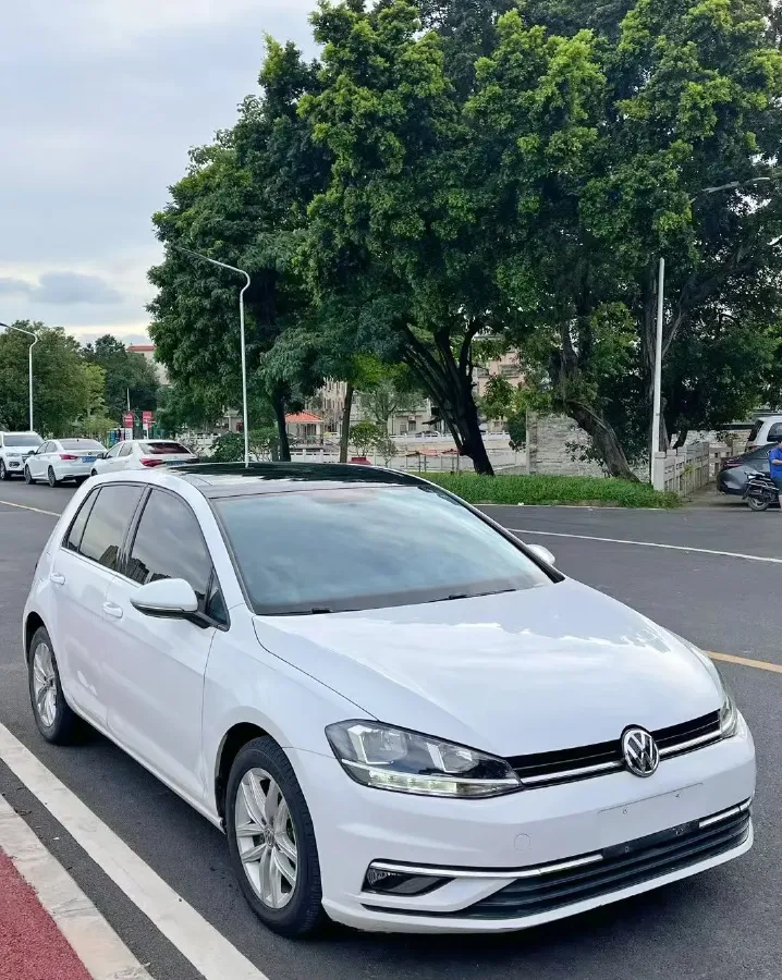2018 Volkswagen Golf 1.4T 131HP L4 7DCT,autocango,china used car exporter,china ev exporter,chinese used car exporter,chinese used ev exporter