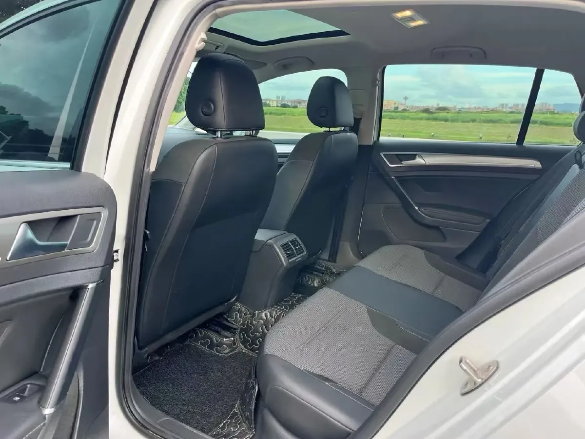 2018 Volkswagen Golf 1.4T 131HP L4 7DCT,autocango,china used car exporter,china ev exporter,chinese used car exporter,chinese used ev exporter