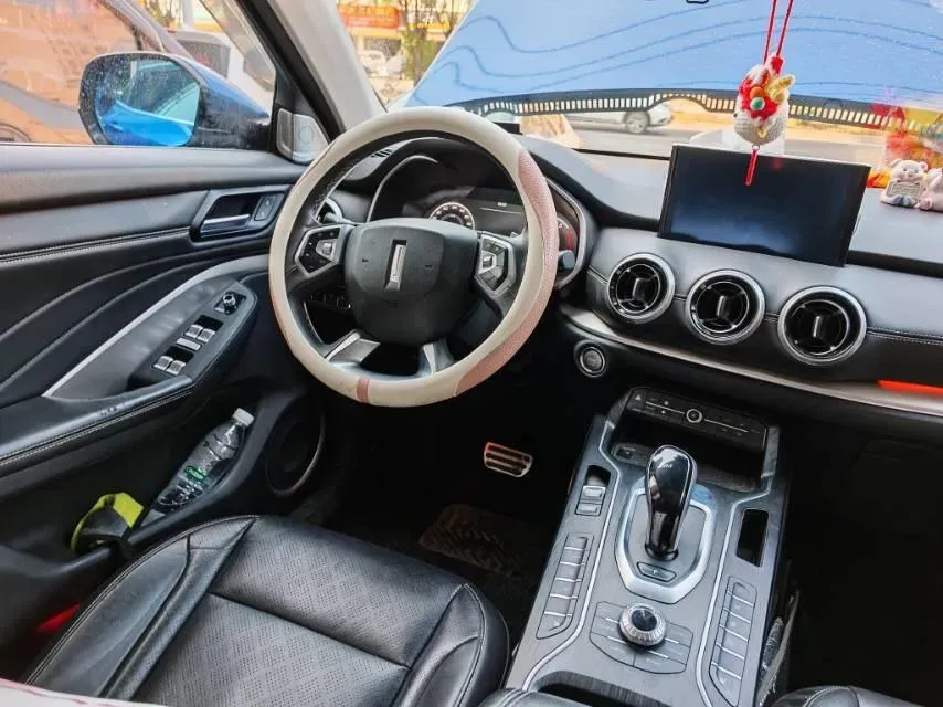 2018 WEY VV6 2.0T 197HP L4 7DCT,autocango,china used car exporter,china ev exporter,chinese used car exporter,chinese used ev exporter