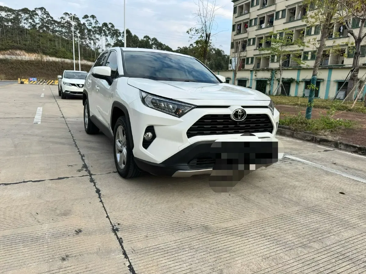 2020 Toyota RAV4 2.0L 171HP L4 CVT,autocango,china used car exporter,china ev exporter,chinese used car exporter,chinese used ev exporter