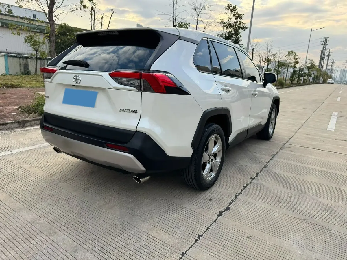2020 Toyota RAV4 2.0L 171HP L4 CVT,autocango,china used car exporter,china ev exporter,chinese used car exporter,chinese used ev exporter