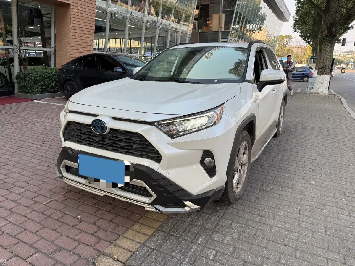 2020 Toyota RAV4 2.0L 171HP L4 CVT,autocango,china used car exporter,china ev exporter,chinese used car exporter,chinese used ev exporter