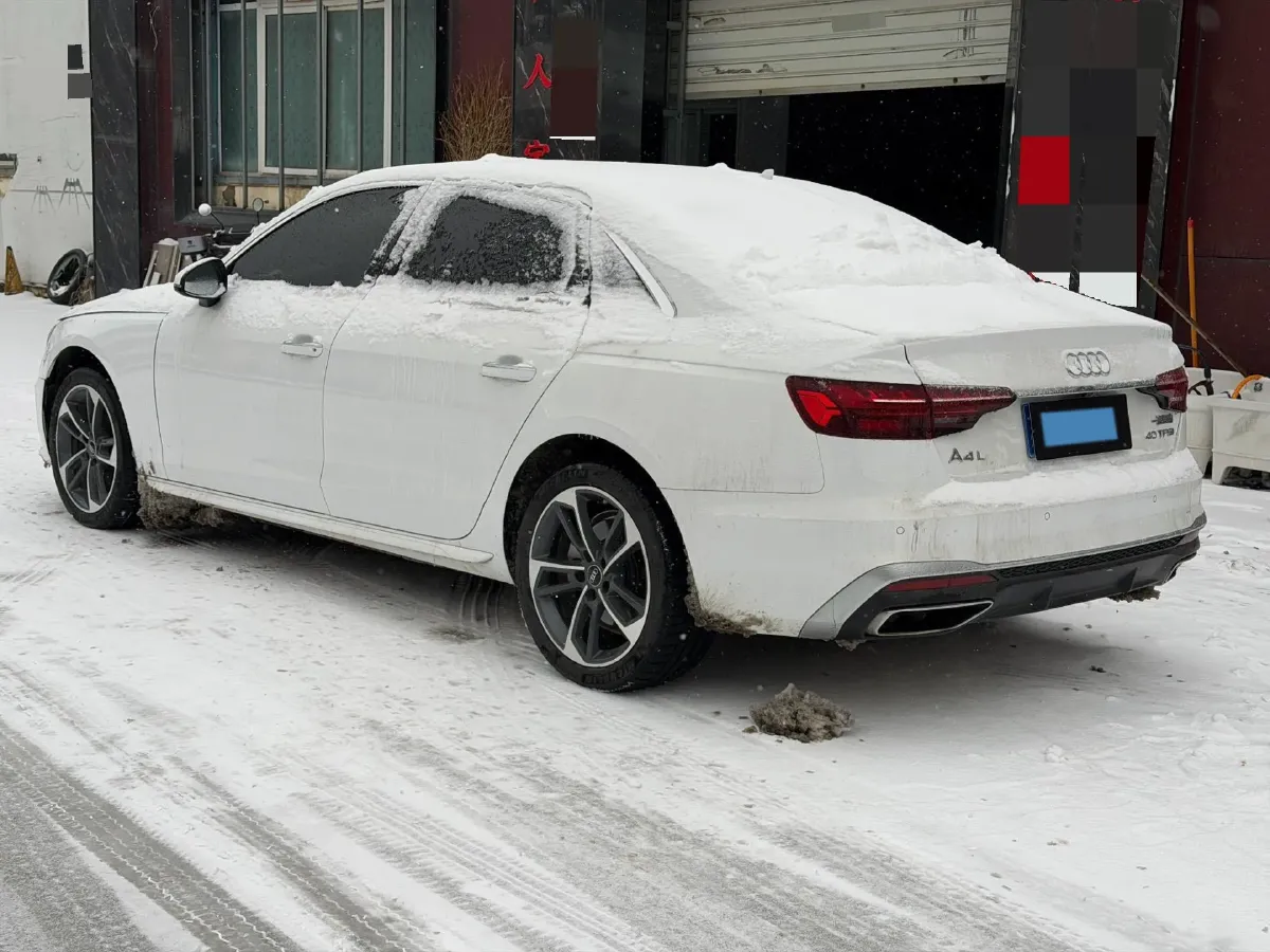 2024 Audi A4L 2.0T 190HP L4 7DCT,autocango,china used car exporter,china ev exporter,chinese used car exporter,chinese used ev exporter