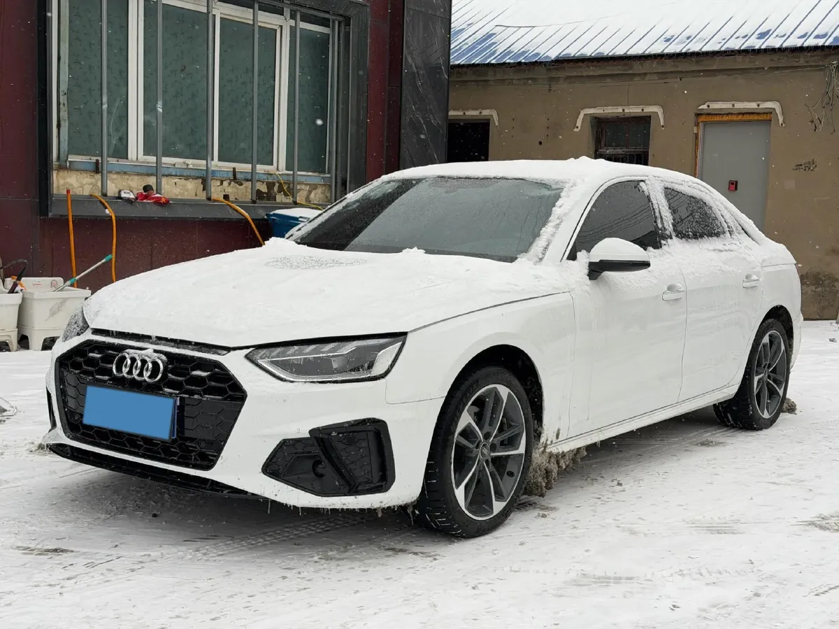 2024 Audi A4L 2.0T 190HP L4 7DCT,autocango,china used car exporter,china ev exporter,chinese used car exporter,chinese used ev exporter