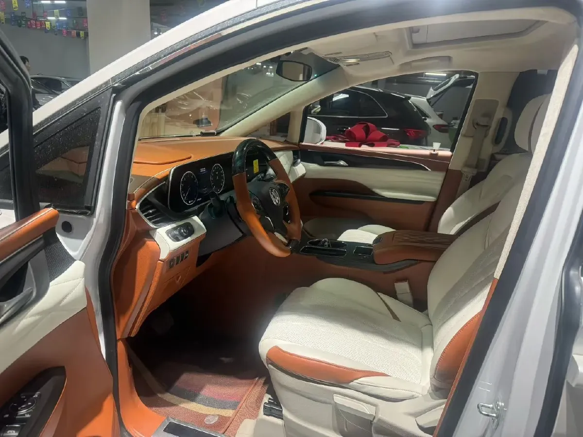 2022 Buick GL8 2.0T 237HP L4 9AT,autocango,china used car exporter,china ev exporter,chinese used car exporter,chinese used ev exporter