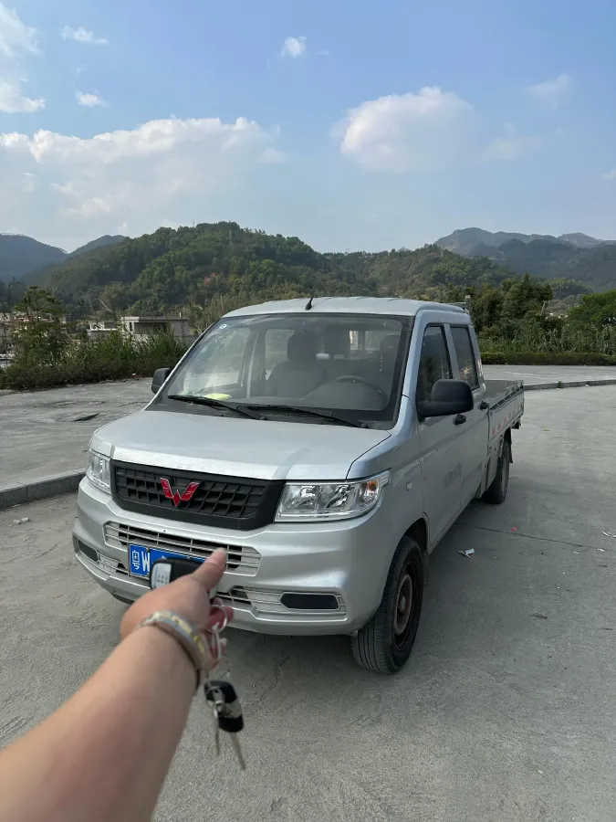 2021 ChangAn Kaicene ShenQi T30 1.6L 122HP L4 5MT,autocango,china used car exporter,china ev exporter,chinese used car exporter,chinese used ev exporter