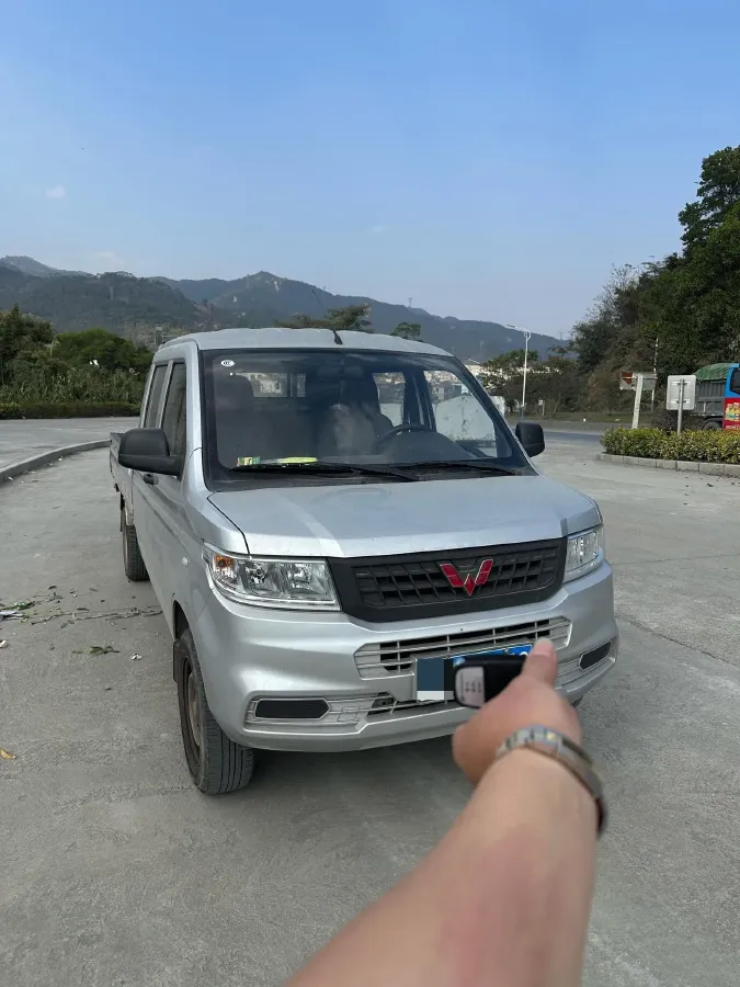 2021 ChangAn Kaicene ShenQi T30 1.6L 122HP L4 5MT,autocango,china used car exporter,china ev exporter,chinese used car exporter,chinese used ev exporter