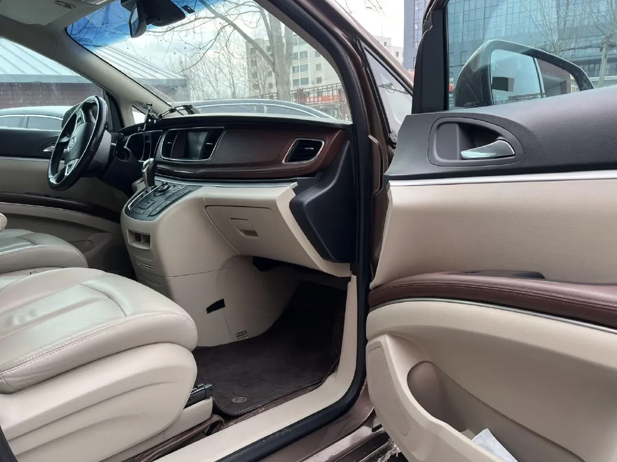 2018 Buick GL8 2.0T 260HP L4 6AT,autocango,china used car exporter,china ev exporter,chinese used car exporter,chinese used ev exporter