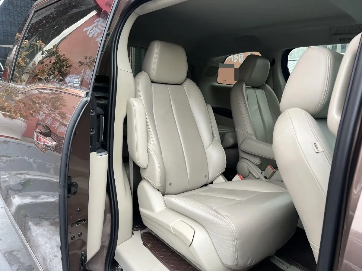 2018 Buick GL8 2.0T 260HP L4 6AT,autocango,china used car exporter,china ev exporter,chinese used car exporter,chinese used ev exporter
