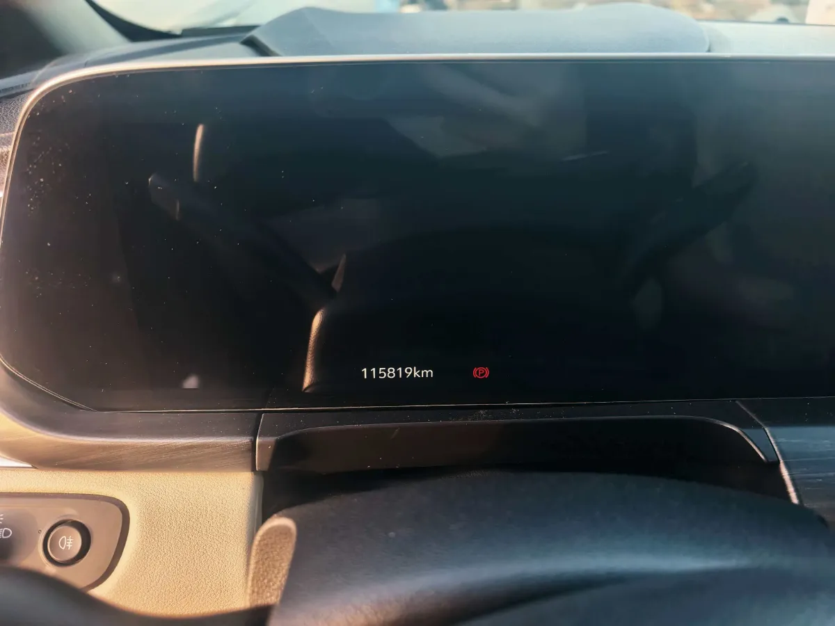 2022 Buick GL8 2.0T 237HP L4 9AT,autocango,china used car exporter,china ev exporter,chinese used car exporter,chinese used ev exporter