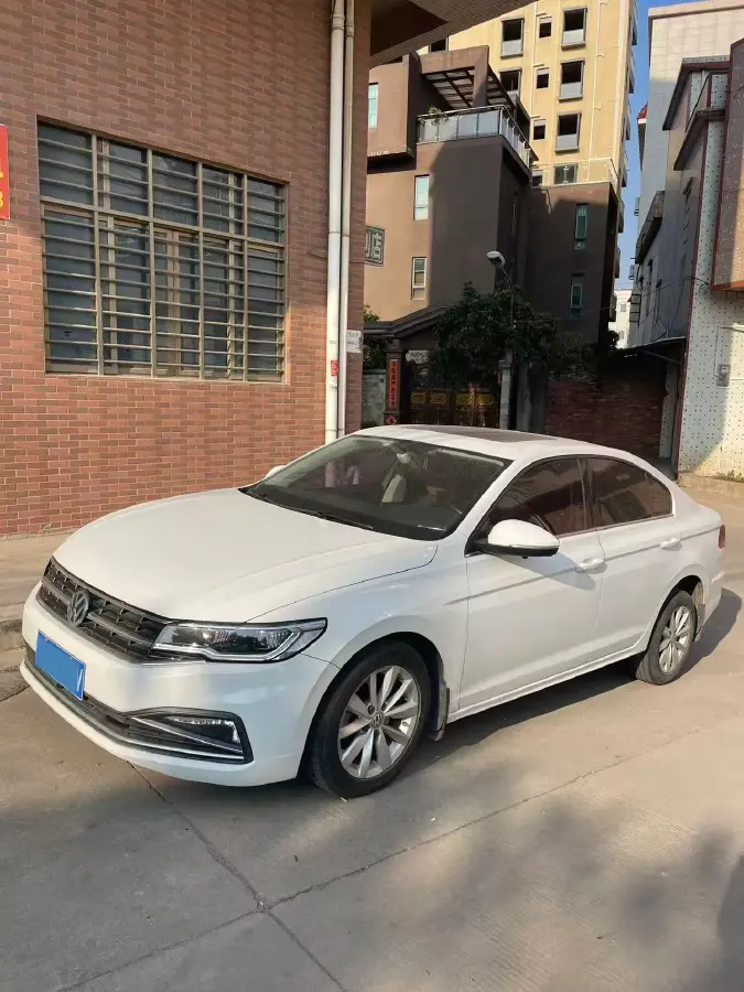 2019 MAXUS T70 2.0T 163HP L4 6AT