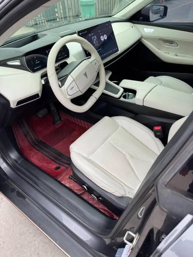 2022 DongFeng Forthing LingZhi EV BEV 68.4KWH,autocango,china used car exporter,china ev exporter,chinese used car exporter,chinese used ev exporter