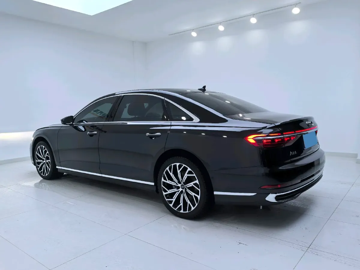 2023 Audi A8 3.0T 286HP V6 8AT,autocango,china used car exporter,china ev exporter,chinese used car exporter,chinese used ev exporter