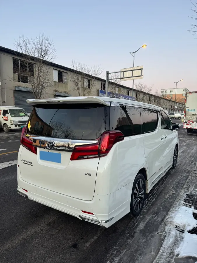 2018 Toyota Alphard 3.5L 301HP V6 8AT,autocango,china used car exporter,china ev exporter,chinese used car exporter,chinese used ev exporter