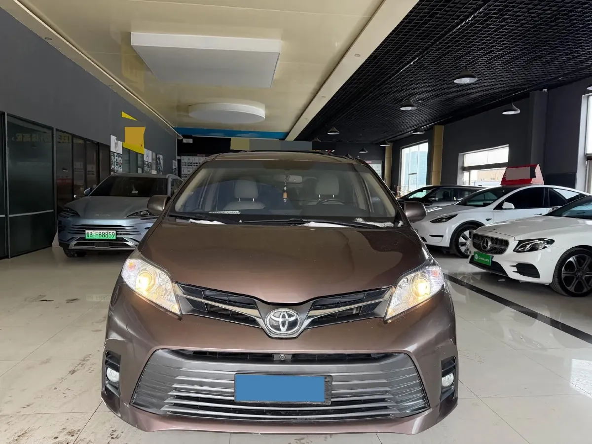 2019 Toyota Avalon 2.0L 178HP L4 CVT,autocango,china used car exporter,china ev exporter,chinese used car exporter,chinese used ev exporter