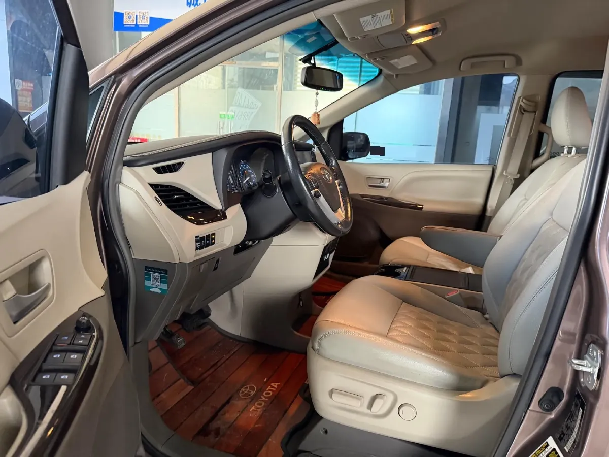 2019 Toyota Avalon 2.0L 178HP L4 CVT,autocango,china used car exporter,china ev exporter,chinese used car exporter,chinese used ev exporter