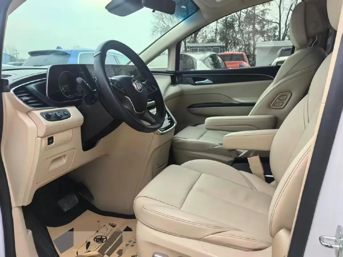 2021 Buick GL8 2.0T 237HP L4 9AT,autocango,china used car exporter,china ev exporter,chinese used car exporter,chinese used ev exporter