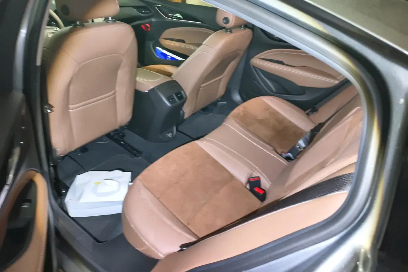 2023 Buick Regal 1.5T 169HP L4 9AT,autocango,china used car exporter,china ev exporter,chinese used car exporter,chinese used ev exporter