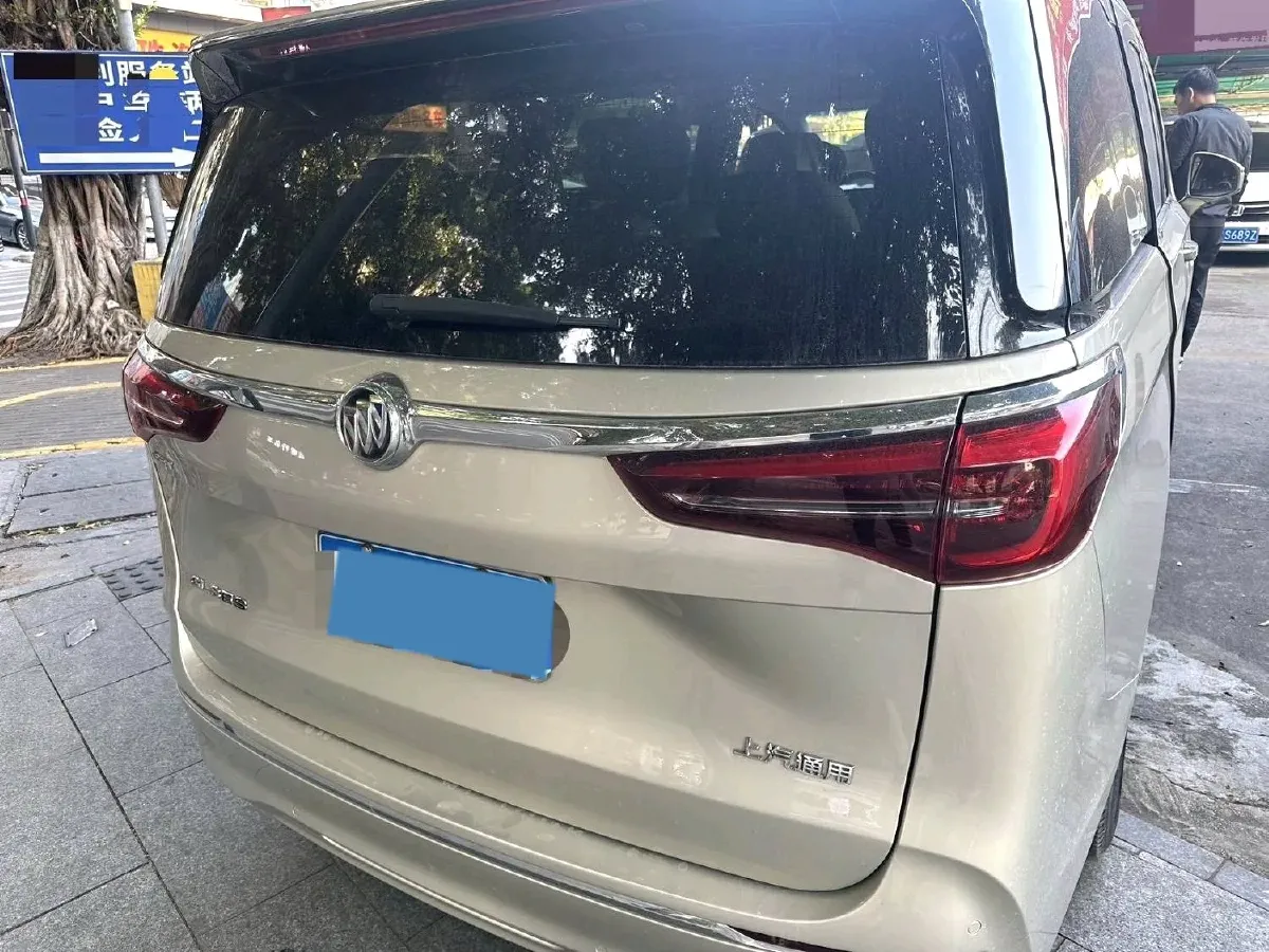 2017 Buick GL8 2.0T 260HP L4 6AT,autocango,china used car exporter,china ev exporter,chinese used car exporter,chinese used ev exporter