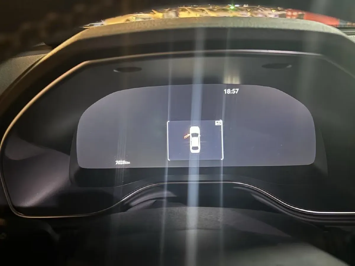 2024 Toyota Avalon 2.0L 152HP L4 E-CVT Hybrid,autocango,china used car exporter,china ev exporter,chinese used car exporter,chinese used ev exporter