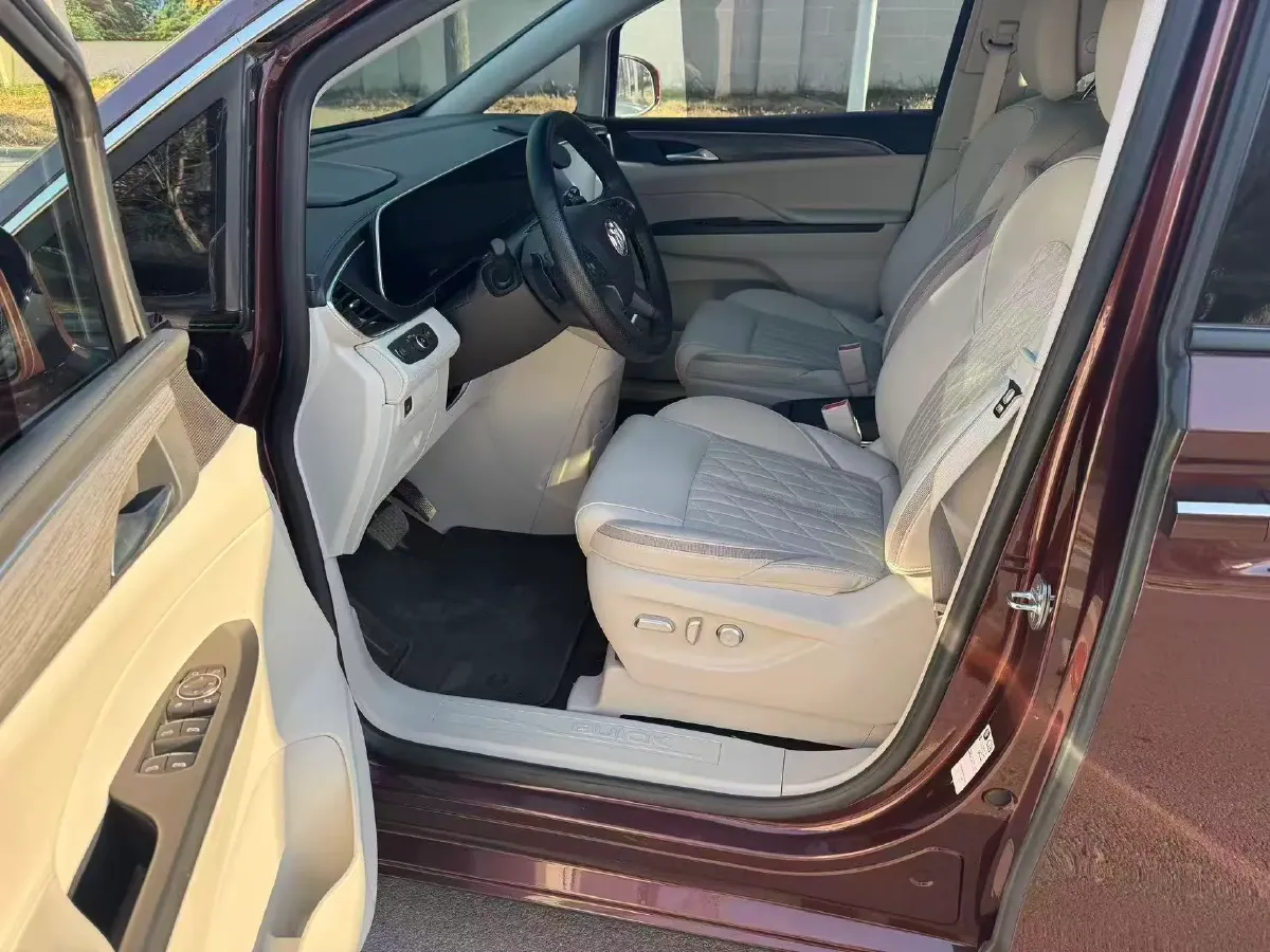 2023 Buick GL8 2.0T 237HP L4 9AT,autocango,china used car exporter,china ev exporter,chinese used car exporter,chinese used ev exporter