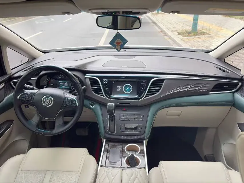 2018 Buick GL8 2.0T 260HP L4 6AT,autocango,china used car exporter,china ev exporter,chinese used car exporter,chinese used ev exporter