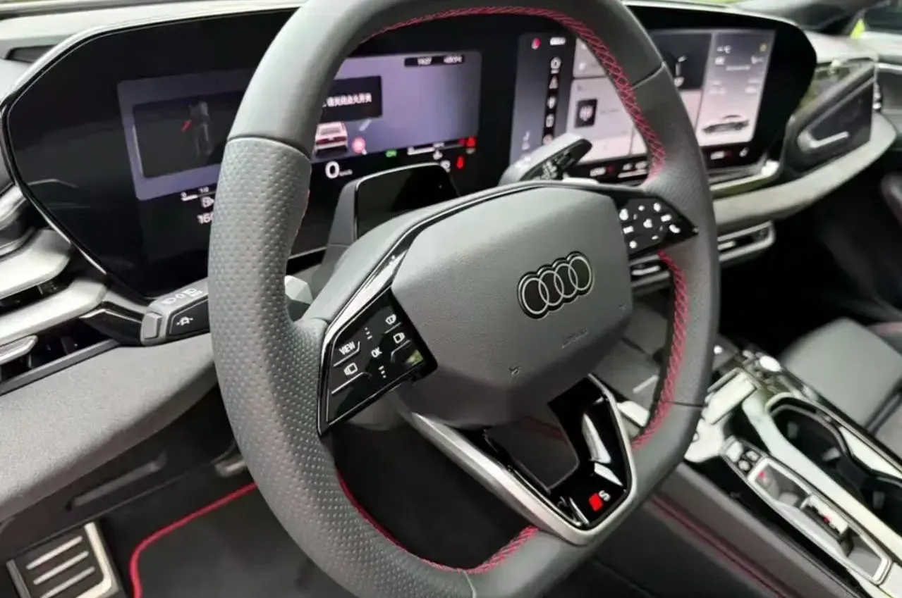 2026 Audi A5L Sportback 2.0T 204HP L4 7DCT,autocango,china used car exporter,china ev exporter,chinese used car exporter,chinese used ev exporter