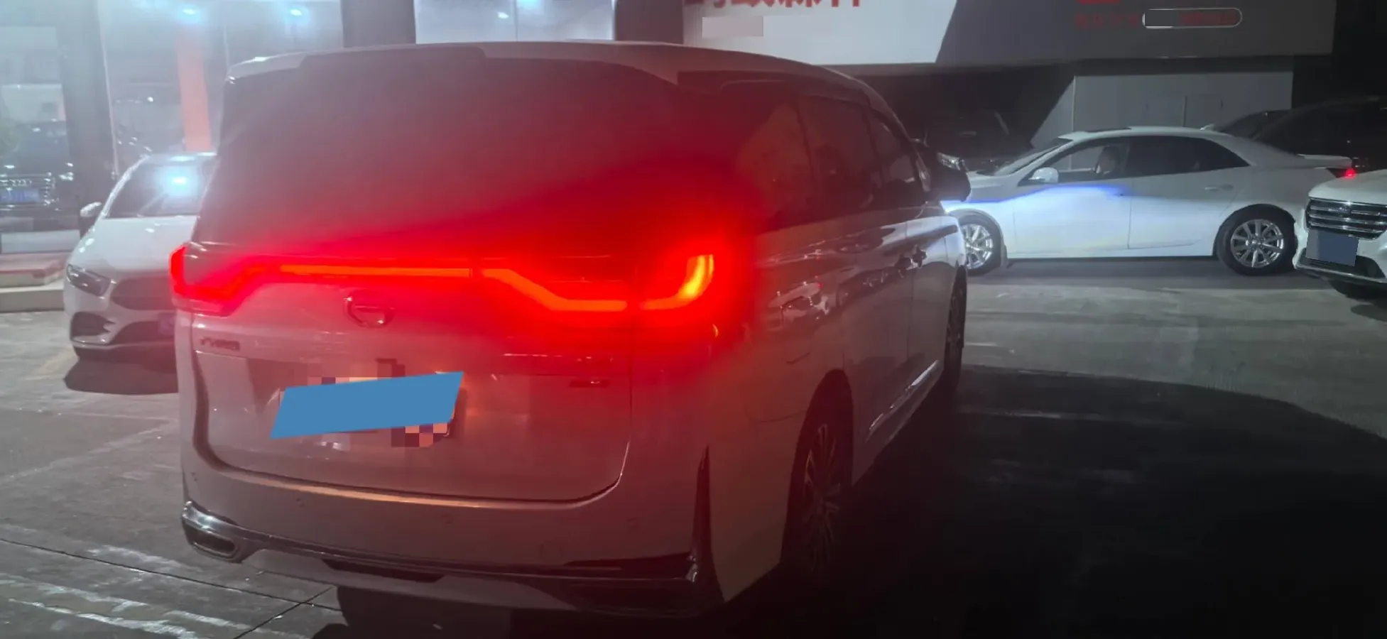 2021 GAC Trumpchi M8 2.0T 252HP L4 8AT,autocango,china used car exporter,china ev exporter,chinese used car exporter,chinese used ev exporter