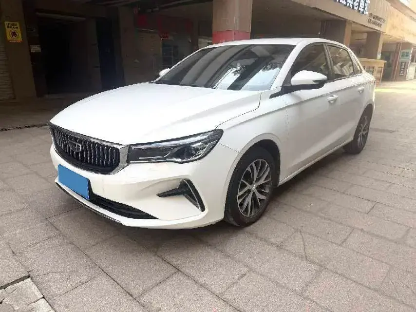 2022 Geely Emgrand 1.5L 114HP L4 CVT