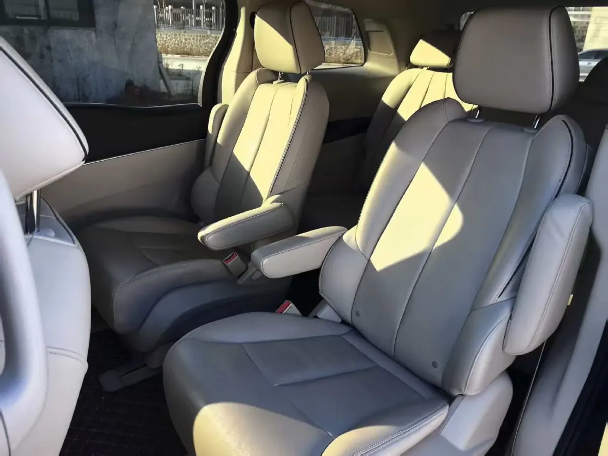 2020 Buick GL8 2.0T 237HP L4 9AT,autocango,china used car exporter,china ev exporter,chinese used car exporter,chinese used ev exporter