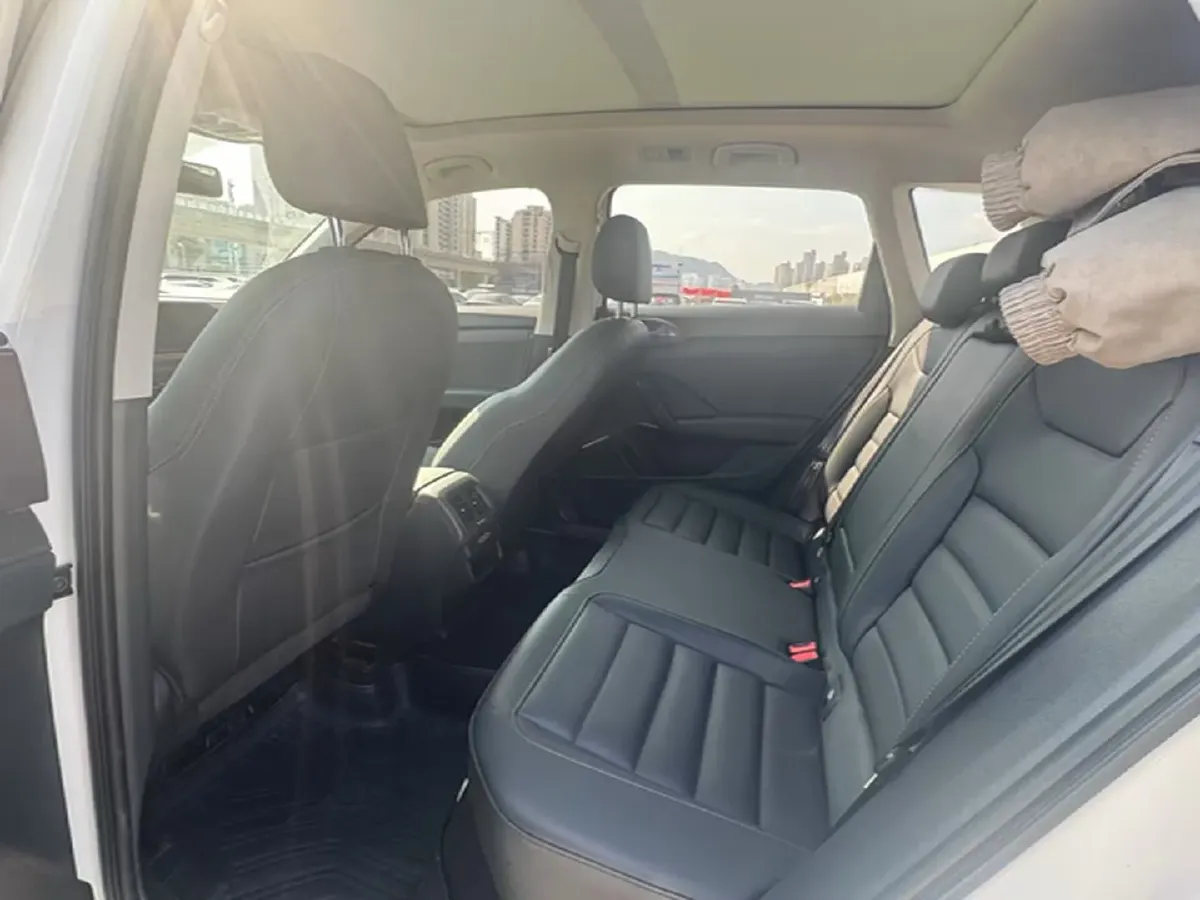 2019 Honda CR-V 1.5T 193HP L4 CVT,autocango,china used car exporter,china ev exporter,chinese used car exporter,chinese used ev exporter