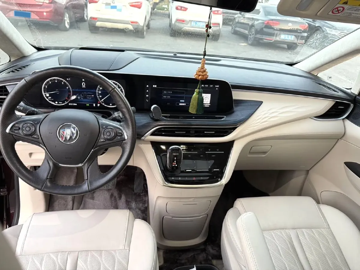 2022 Buick GL8 2.0T 237HP L4 9AT,autocango,china used car exporter,china ev exporter,chinese used car exporter,chinese used ev exporter