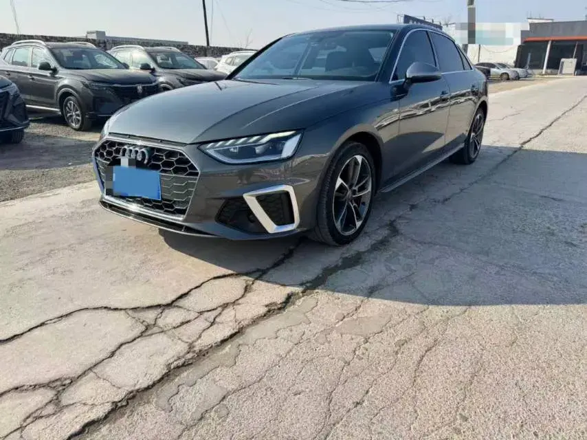 2020 Audi A4L 2.0T 190HP L4 7DCT