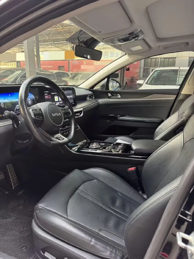 2021 Toyota Camry 2.0L 178HP L4 CVT,autocango,china used car exporter,china ev exporter,chinese used car exporter,chinese used ev exporter