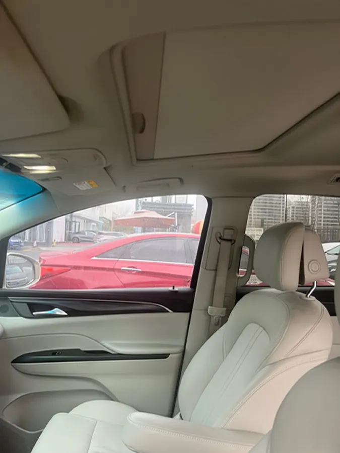 2022 Buick GL8 2.0T 237HP L4 9AT,autocango,china used car exporter,china ev exporter,chinese used car exporter,chinese used ev exporter