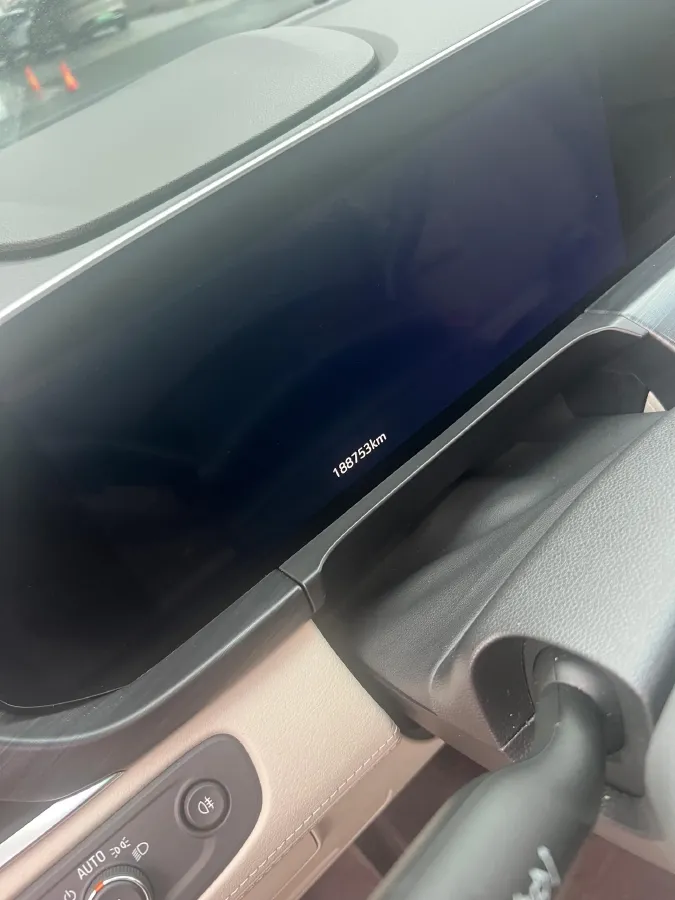 2022 Buick GL8 2.0T 237HP L4 9AT,autocango,china used car exporter,china ev exporter,chinese used car exporter,chinese used ev exporter