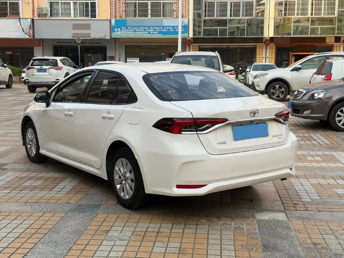 2022 Toyota Corolla 1.2T 116HP L4 CVT,autocango,china used car exporter,china ev exporter,chinese used car exporter,chinese used ev exporter